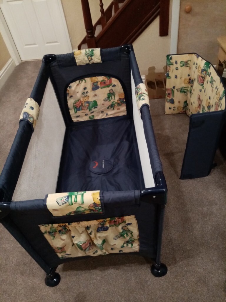kiddio travel cot